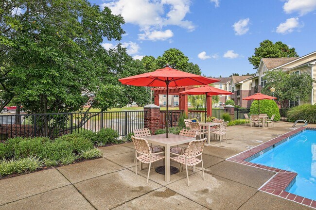 Silver Hill at Arboretum Apartments