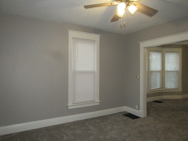 Photo - 1720 N Perry St