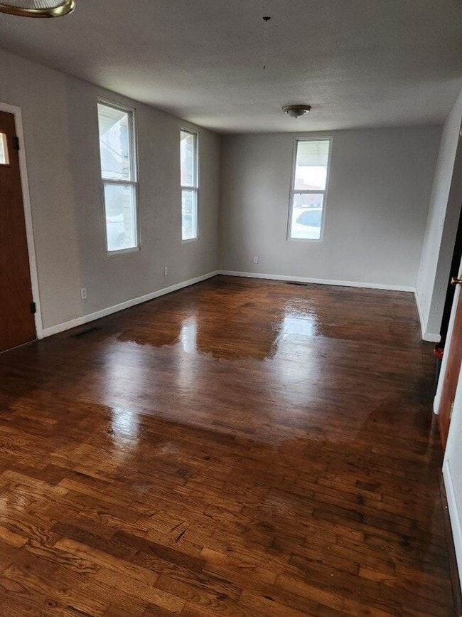 Photo - AVAILABLE APRIL 1ST!! Cozy 2-Bedroom Home with Big Yard – Pet Friendly