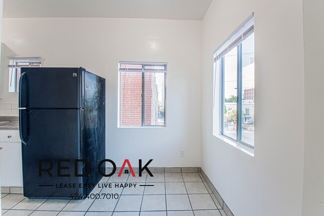 2915 Sunset Pl Unit 310