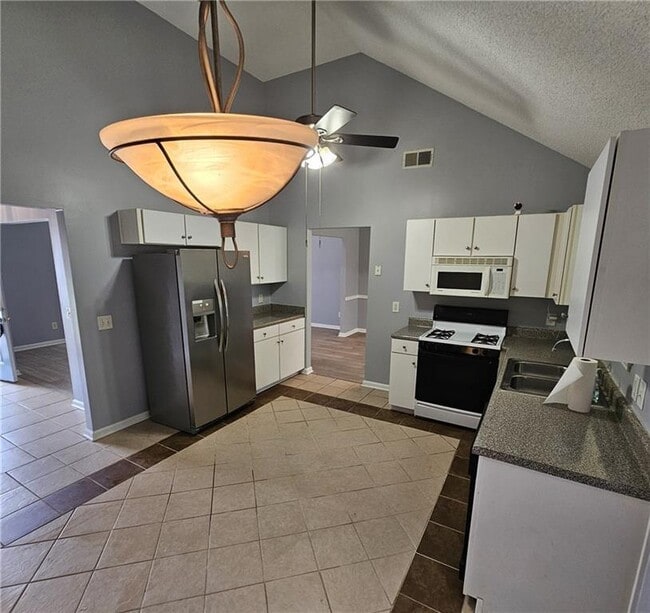 Photo - 310 Pecan Wood Cir