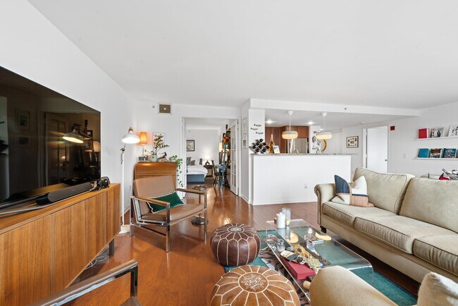 Photo - 700 Grove St Unit 11E