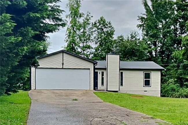 Building Photo - 4414 Treeline Way Rental