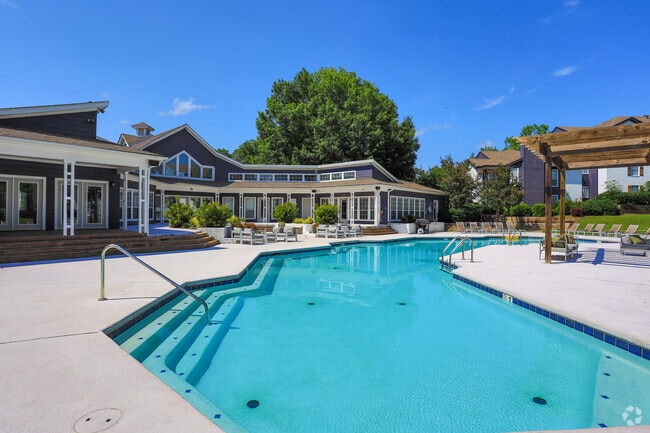 Pool - Evergreen Auburn