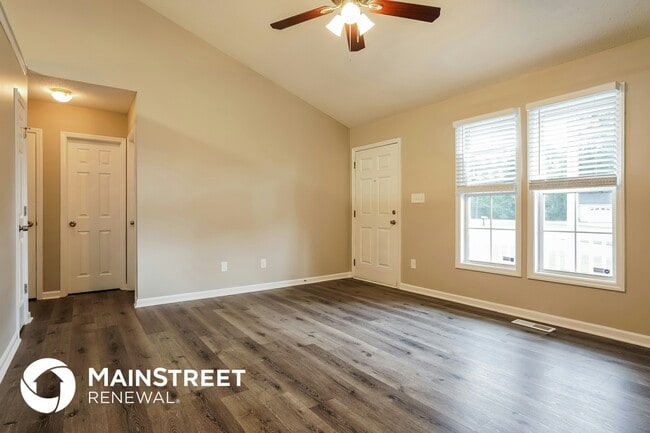 Photo - 309 Harmonica Dr