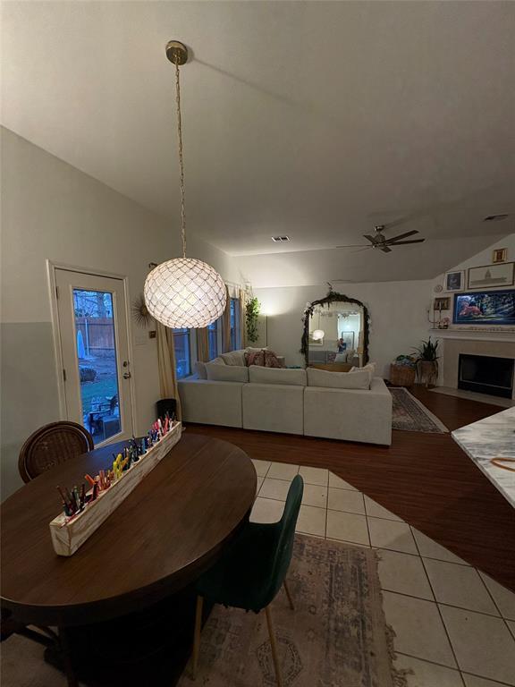 Photo - 432 Hanover Ct