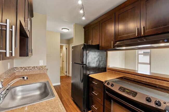 Photo - 2720 14th Ave S Unit 6