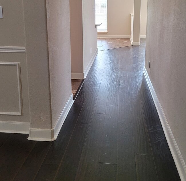 Enrance - 21735 Thunder Basin