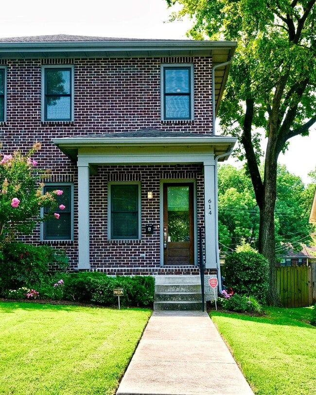 Photo - EAST NASHVILLE - FOUR BEDROOM Historic Home with amazing views of Nashville Skyline!