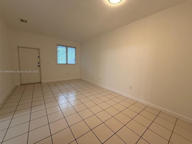 Photo - 1663 SE 27th Dr Unit 105