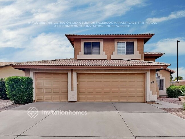 Photo - 1308 E Artesian Way House