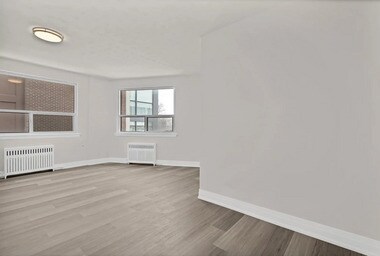 Photo - 1336 Kingston Rd