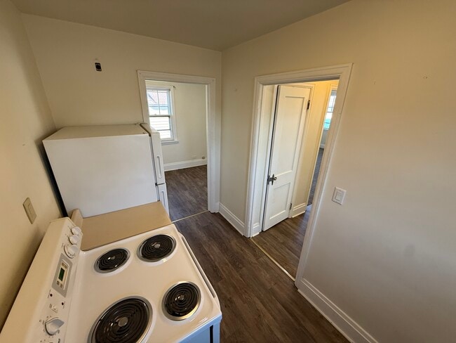 Building Photo - 310 1st St N Unit 3