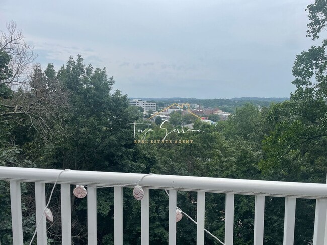 Photo - 47 Beech Glen St Unit 3