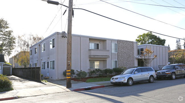 40 Glen Eyrie Ave - 40 Glen Eyrie Ave Apartments