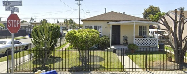 Building Photo - 5405 Corona Ave Rental