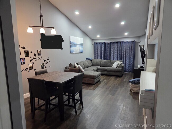 1020 Coral Club Dr Unit 1020