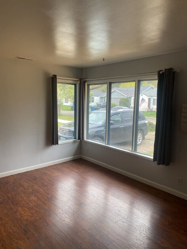 Photo - Single Level West Salem Home