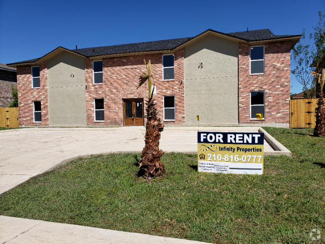 Building Photo - 7576 Windsor Oaks Unit 7580 Rental