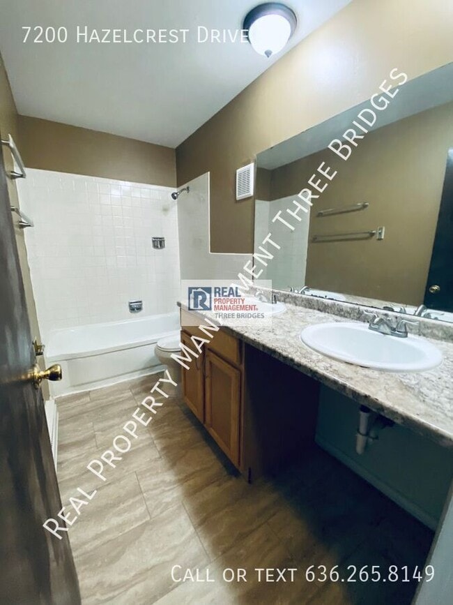 Photo - 7200 Hazelcrest Dr