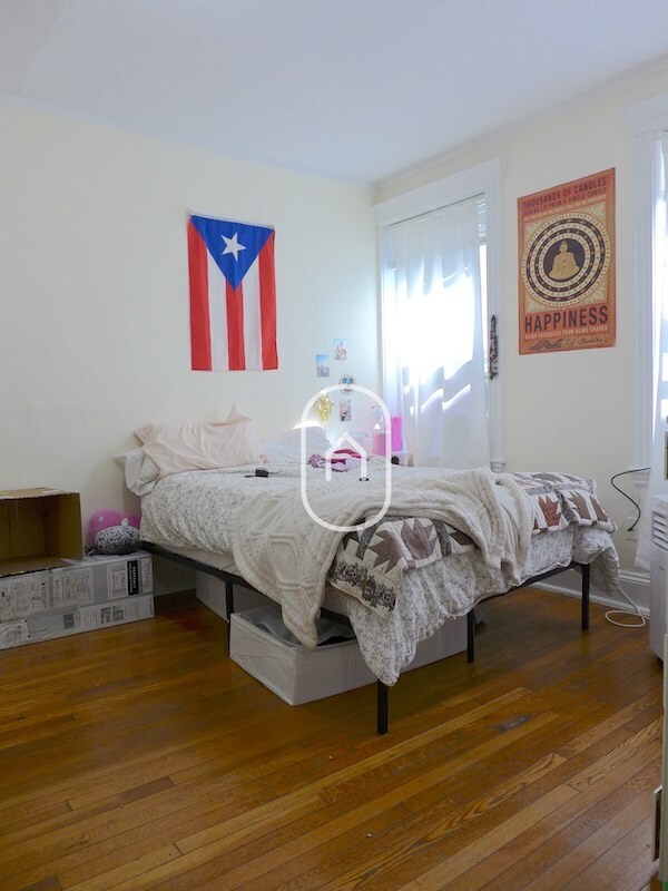 390 Riverway