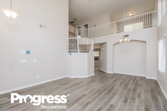 Photo - 1036 W Olive Ave