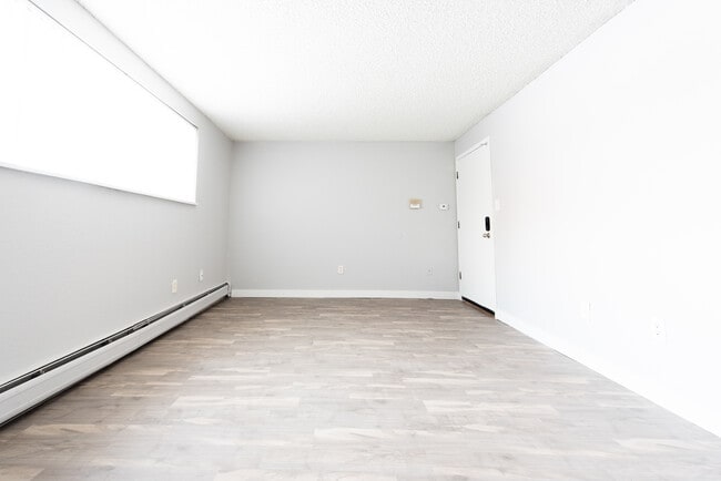 Studio Living/Room