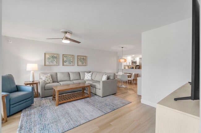 Photo - 433 Cerromar Ln Unit 441