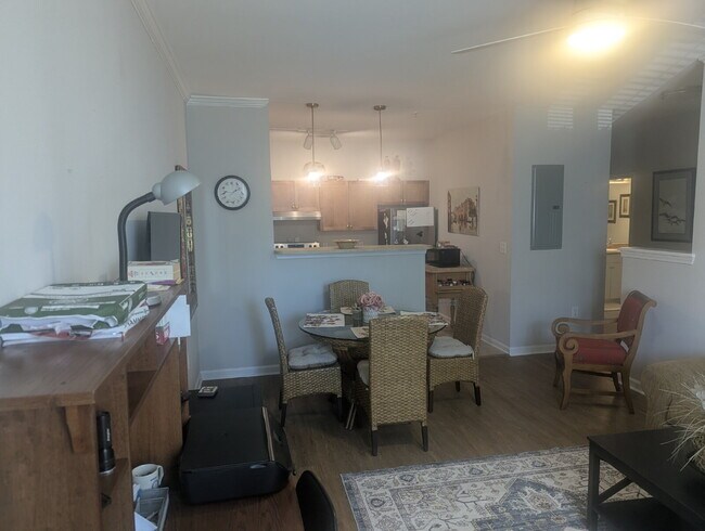 Photo - 400 Bucksley Ln Unit 104