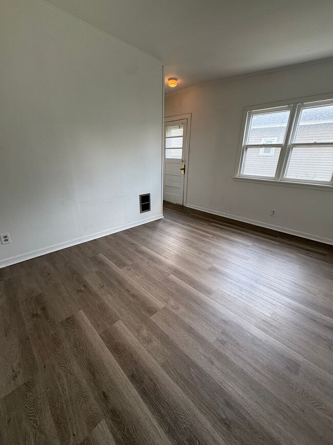 Photo - Hoff - 26 - Avon St Unit 1417