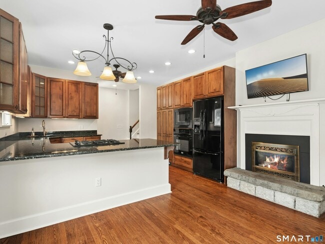 220 West Ave Unit B