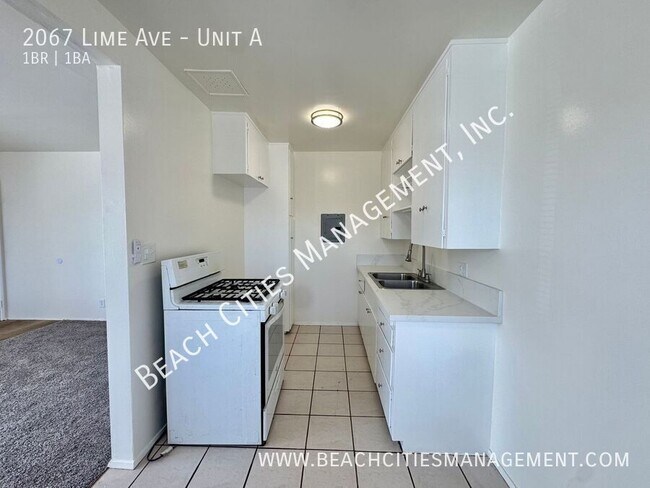 Photo - 2067 Lime Ave Unidad A