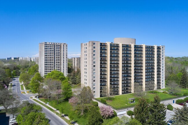 Photo - 170 Cherryhill Cir