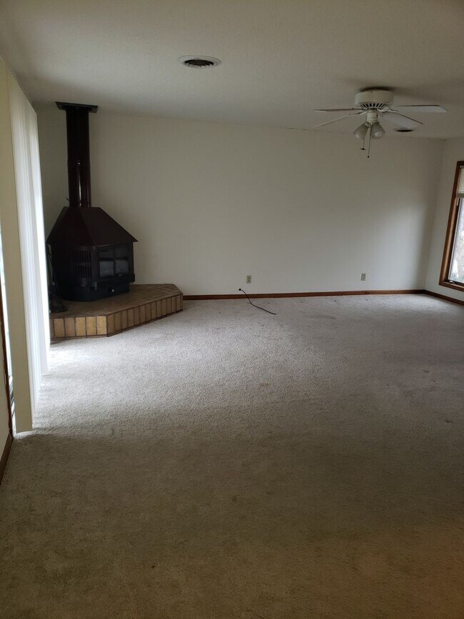 Photo - 906 Hartwell Dr