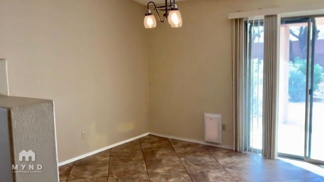 Photo - 1679 W Camino Acierto