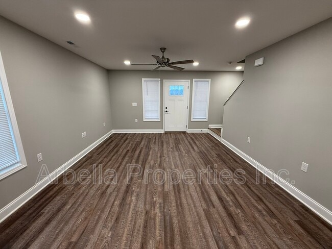 Photo - 127 Adams and Corby Rd Unit Apt 21