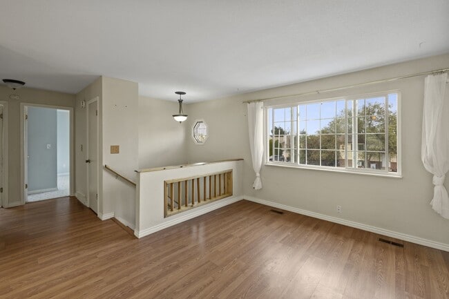 Photo - 4319 Millburn S