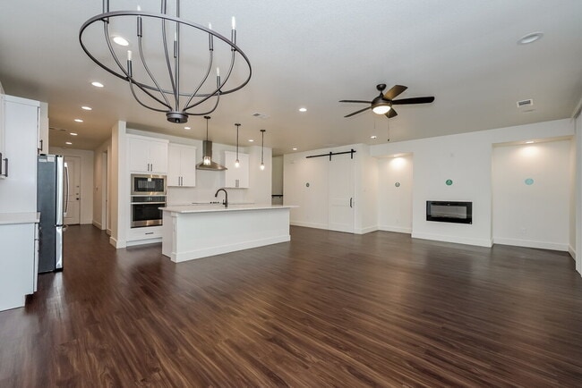 Photo - 8585 Mulligan Pass