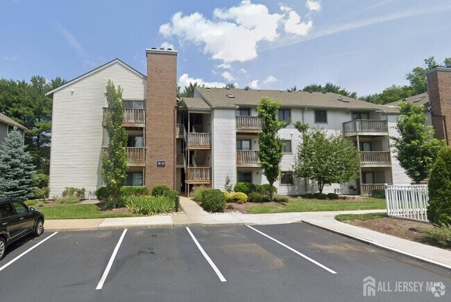 Building Photo - 1806 Ravens Crest Dr Rental