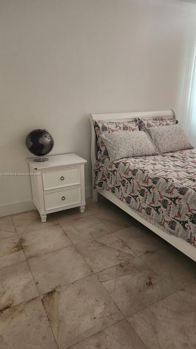Photo - 170 SE 14th St Condo Unit 2405