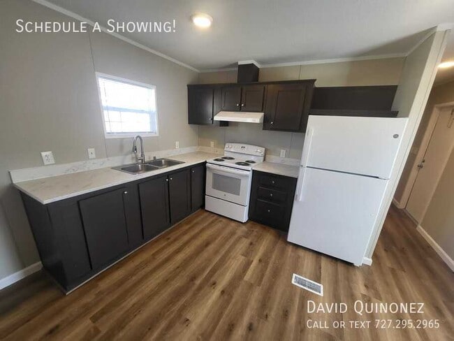 Building Photo - 266 N Blackwood Dr