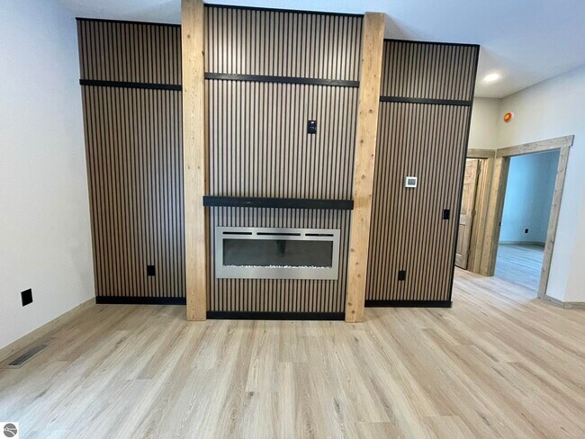 Photo - 9000 Kalkaska St