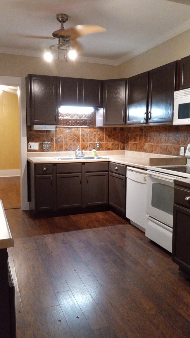 243 Locust St Unit 243