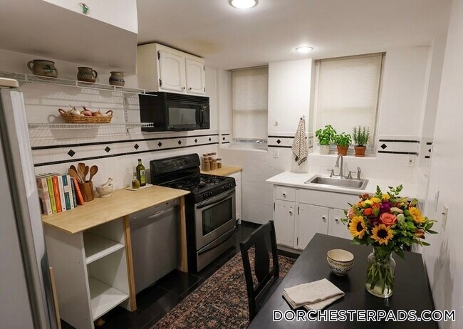 Photo - 235 Savin Hill Ave Unidad 1