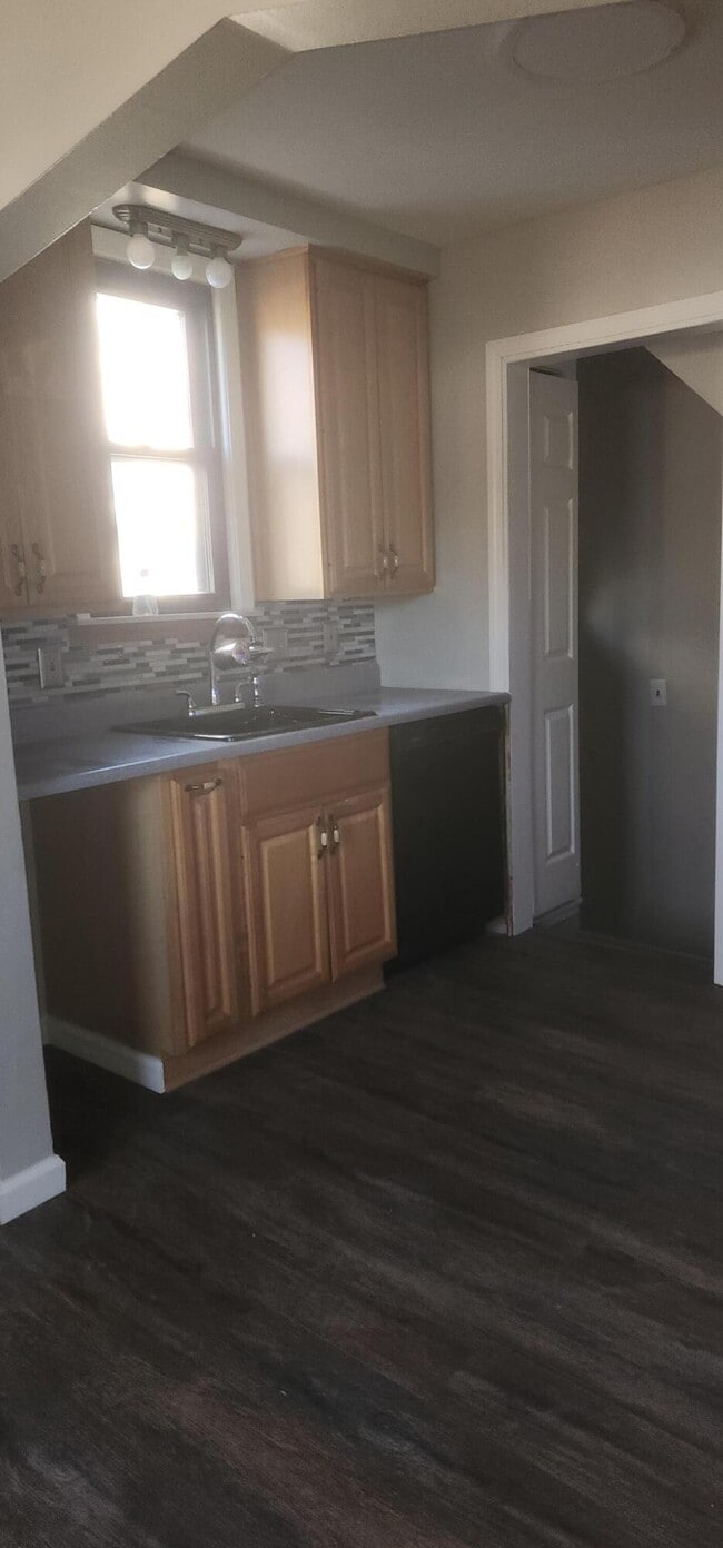 Photo - 6793 Pelham Rd