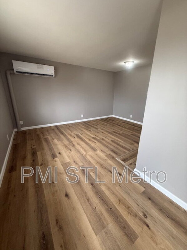 Photo - 329 Eichelberger St Unit APT C