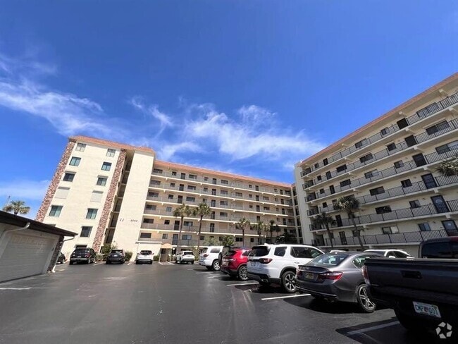 Building Photo - 3060 N Atlantic Ave Unit 302 Rental