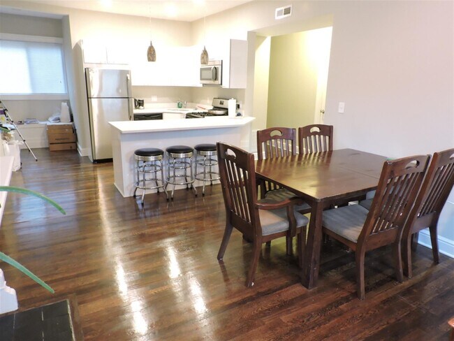 Photo - 20 John F Kennedy St Unit 1