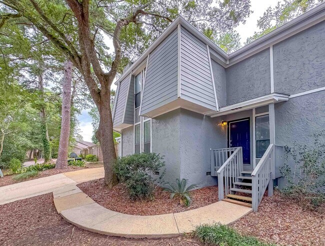 Photo - 3735 Donovan Dr House