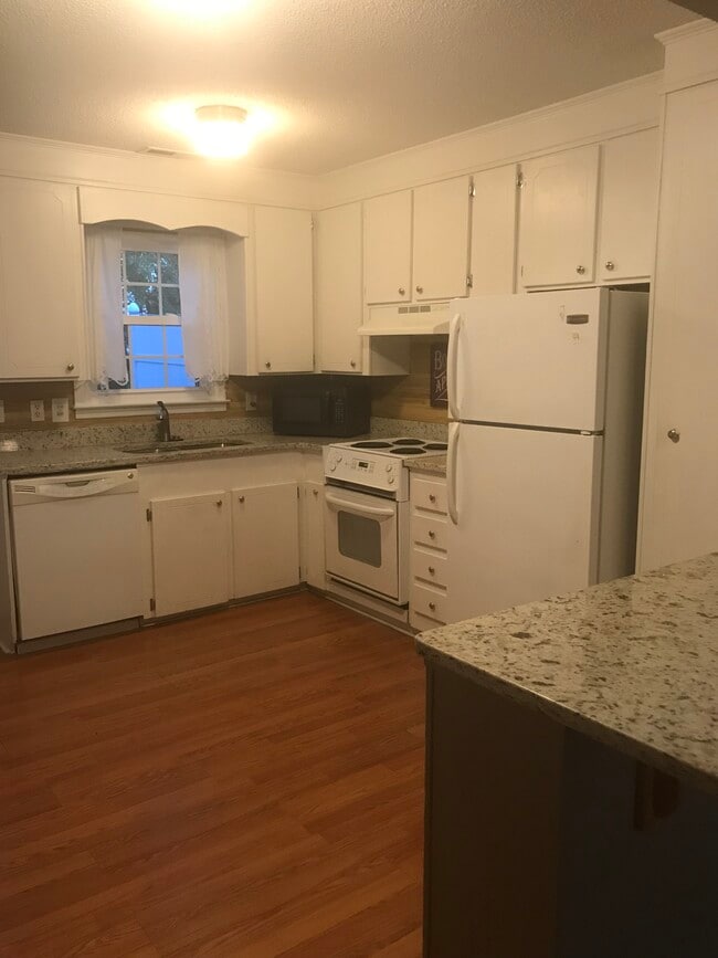 Photo - 1704 Fawn Vista Dr N